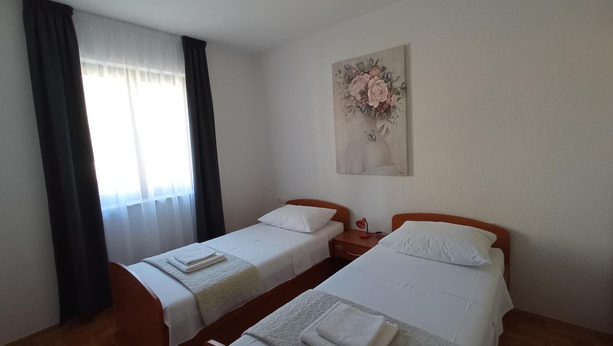 Apartmani Ferdi Trogir Eksteriør billede