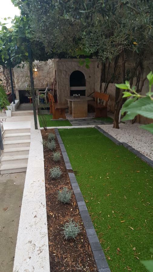Apartmani Ferdi Trogir Eksteriør billede