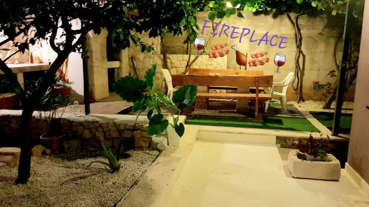 Apartmani Ferdi Trogir Eksteriør billede
